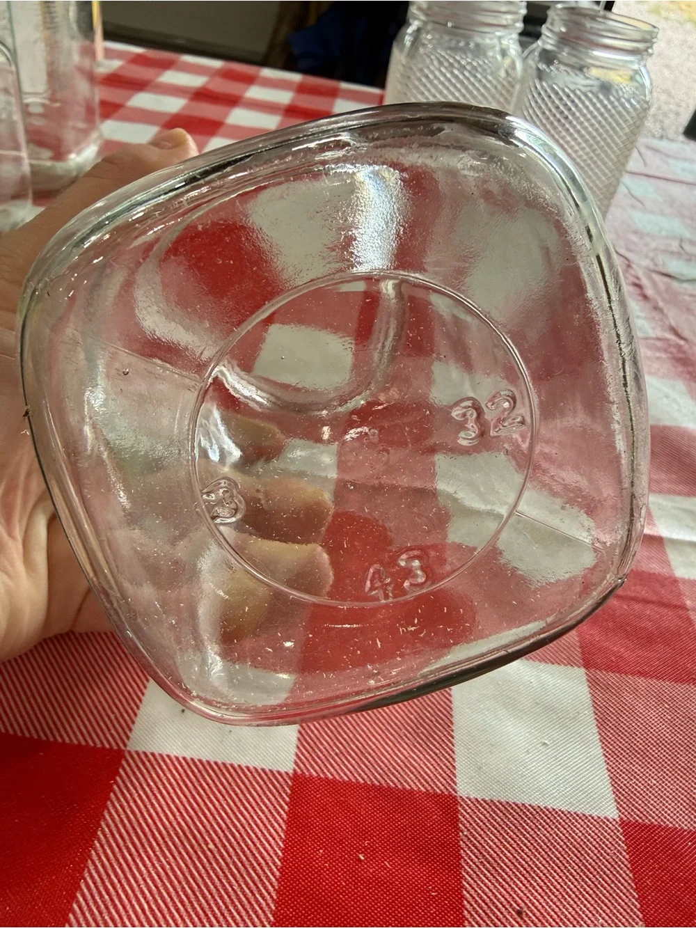 Anchor Hocking quart size